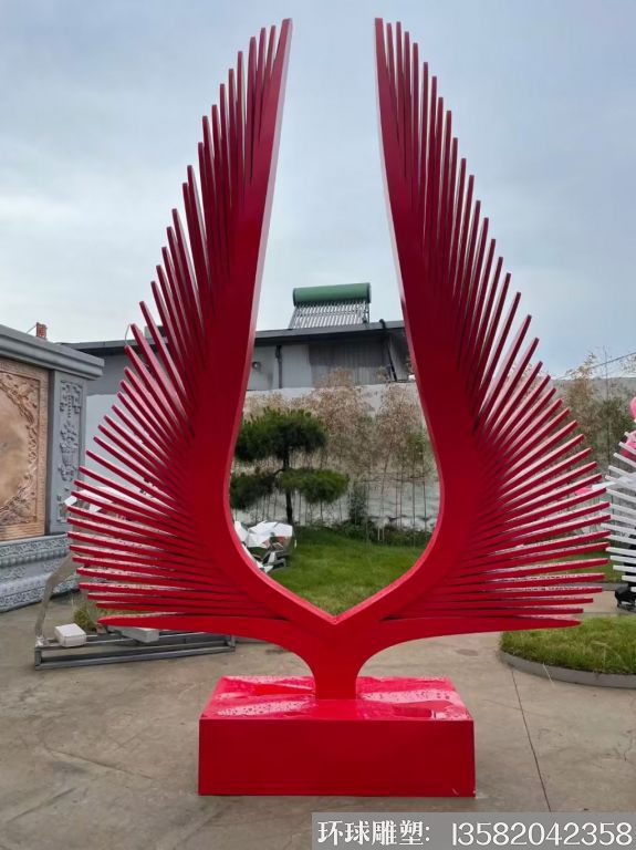 不銹鋼翅膀雕塑2